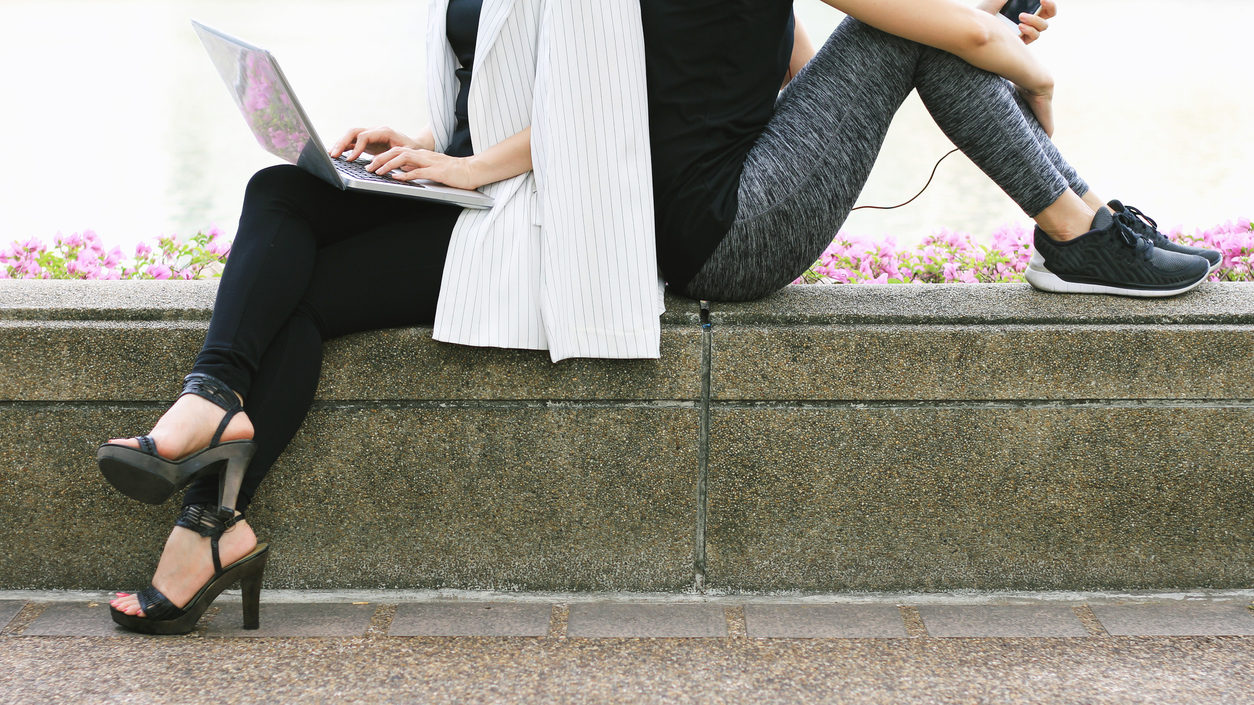 Balancing Adventure and Work: How to make most of your Destination Working Trip